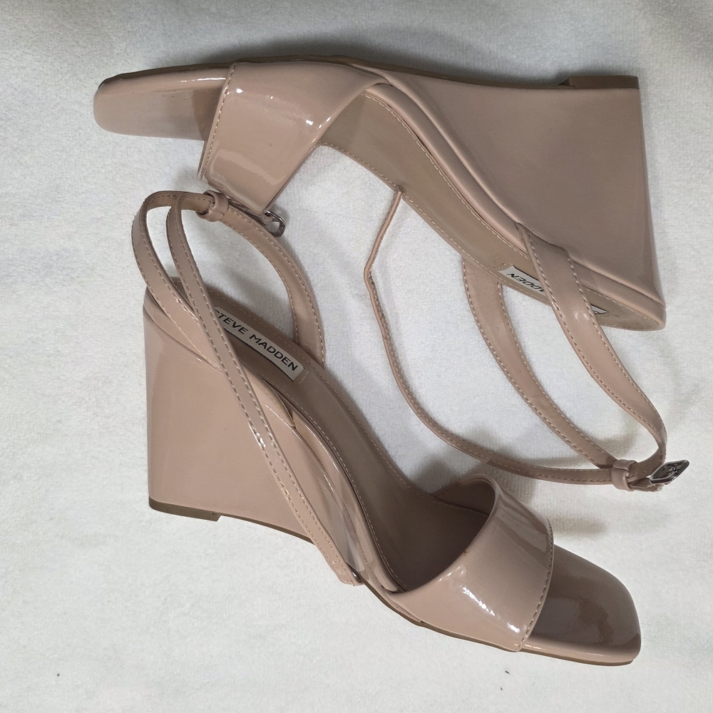 Steve Madden Nude Wedge Patent Leather Sandals